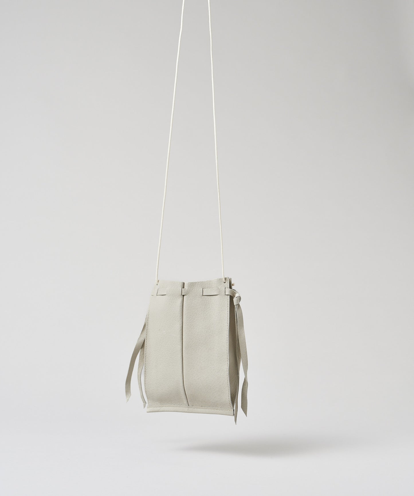 #30/ Medicine pochette (oatmeal) / Pigskin "HALLIE"