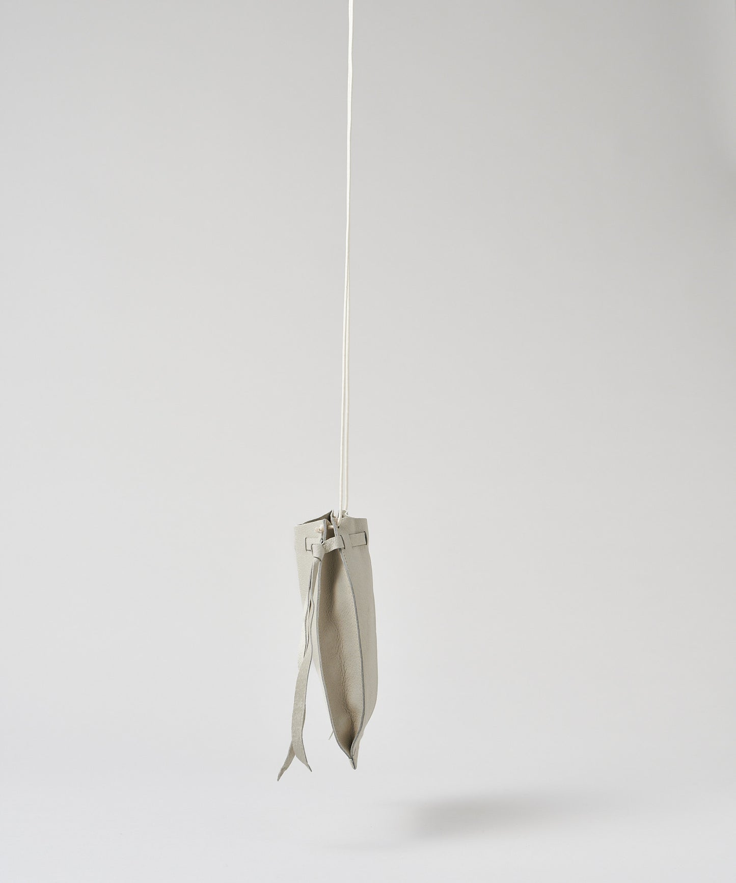 #30/ Medicine pochette (oatmeal) / Pigskin "HALLIE"