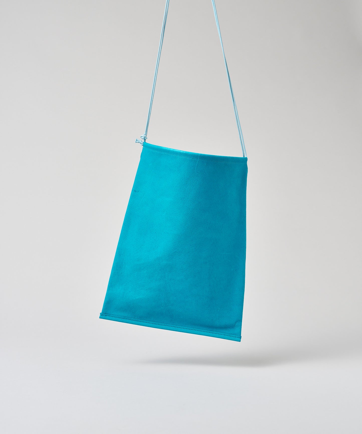 #30《SALE 30%》Flat Shoulder Bag (peony purple) / Pigskin "HALLIE"