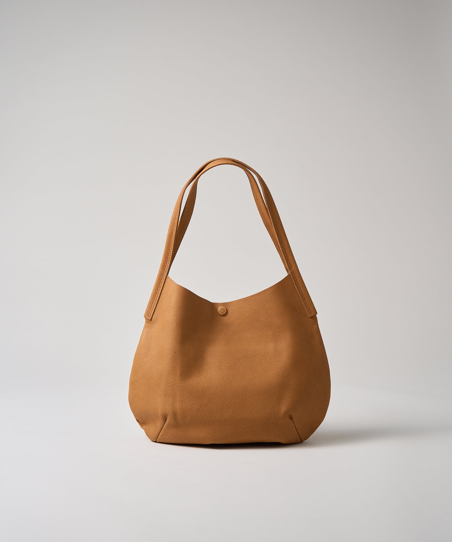 #30 / Circle tote bag / pigskin "HALLIE"