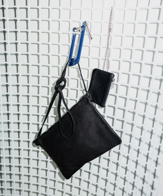 Pouch shoulder - 黑色 / 豬皮 Hallie