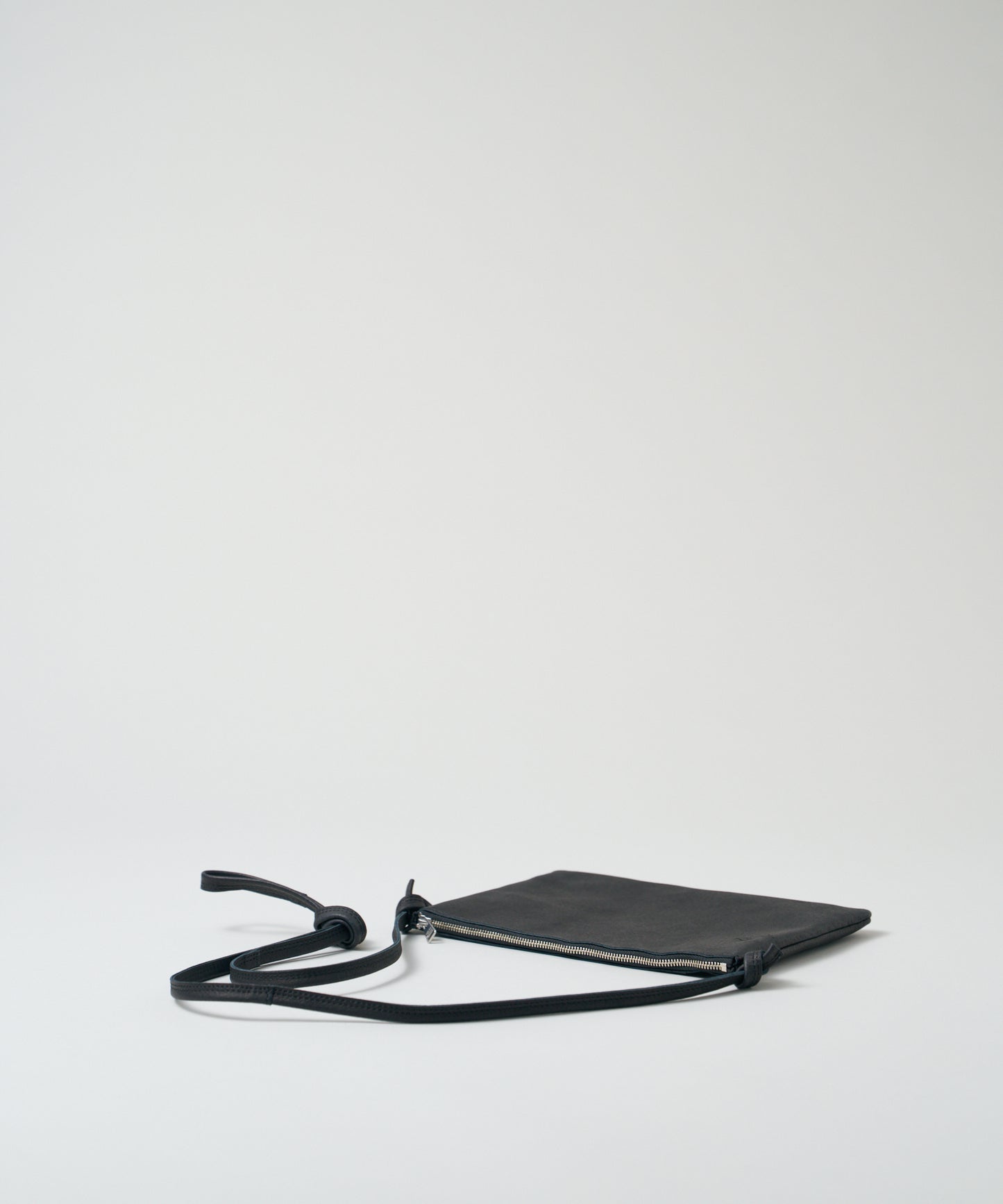 Pouch bag - Black / pigskin Hallie