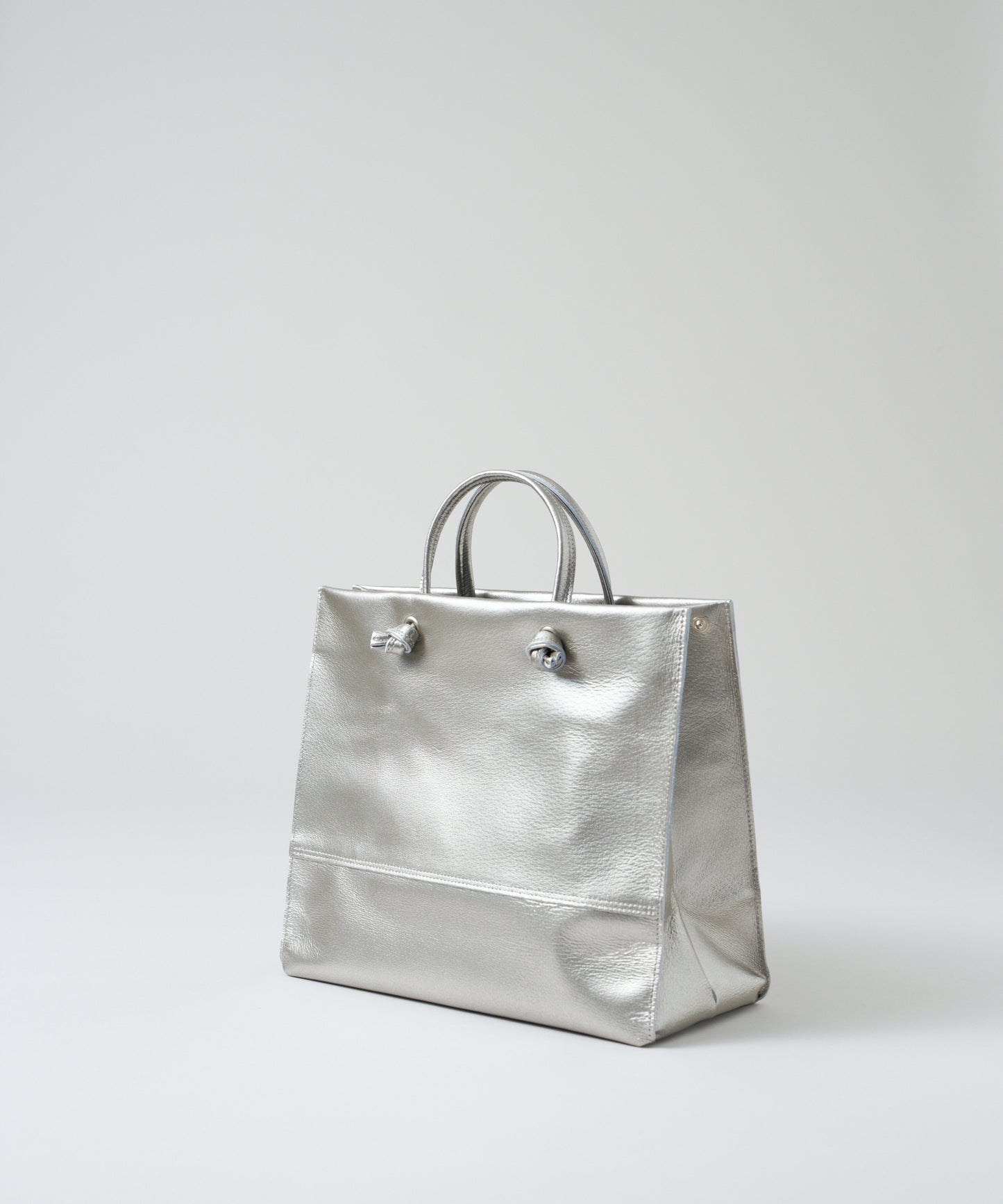 #36/ 日常购物袋 (银色) / 猪皮“LUSTRA” 
