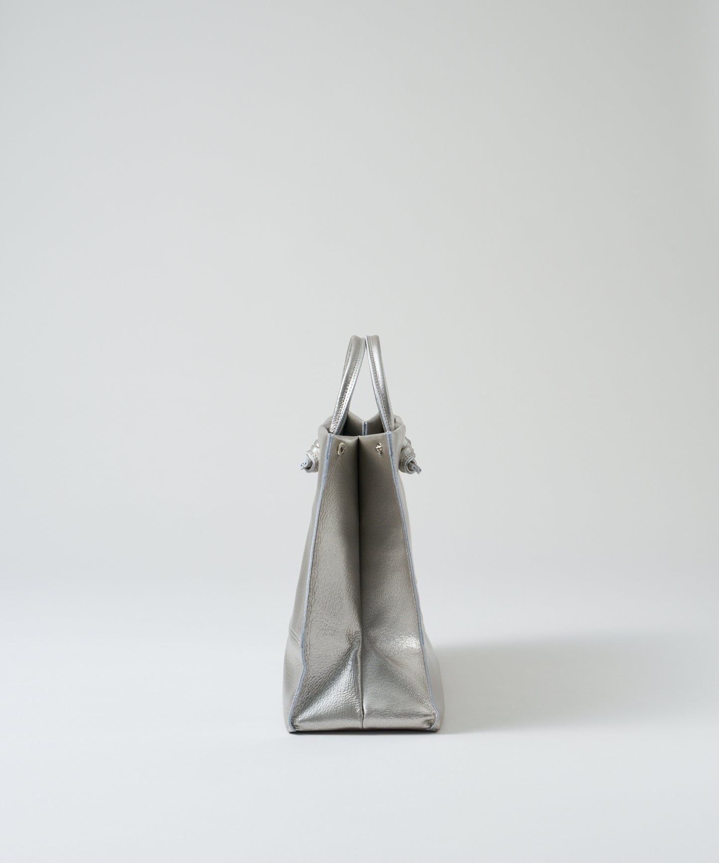 #36/ 日常购物袋 (银色) / 猪皮“LUSTRA” 