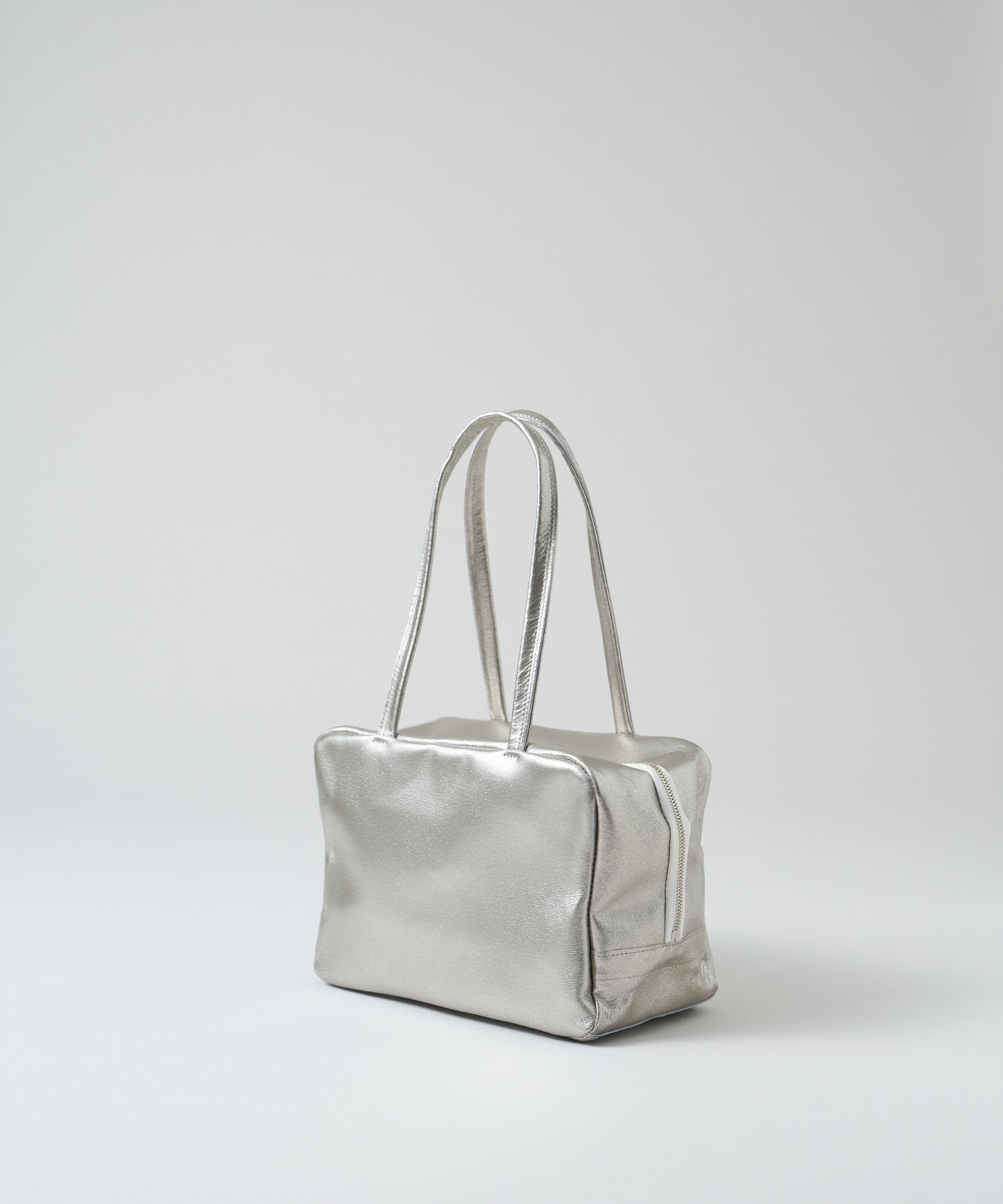 #36/ Square duffel XS (silver) / pigskin "LUSTRA"