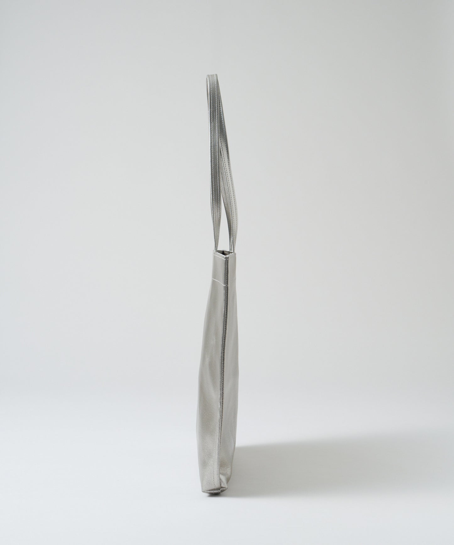 #36/ Document tote (silver) / pigskin "LUSTRA"