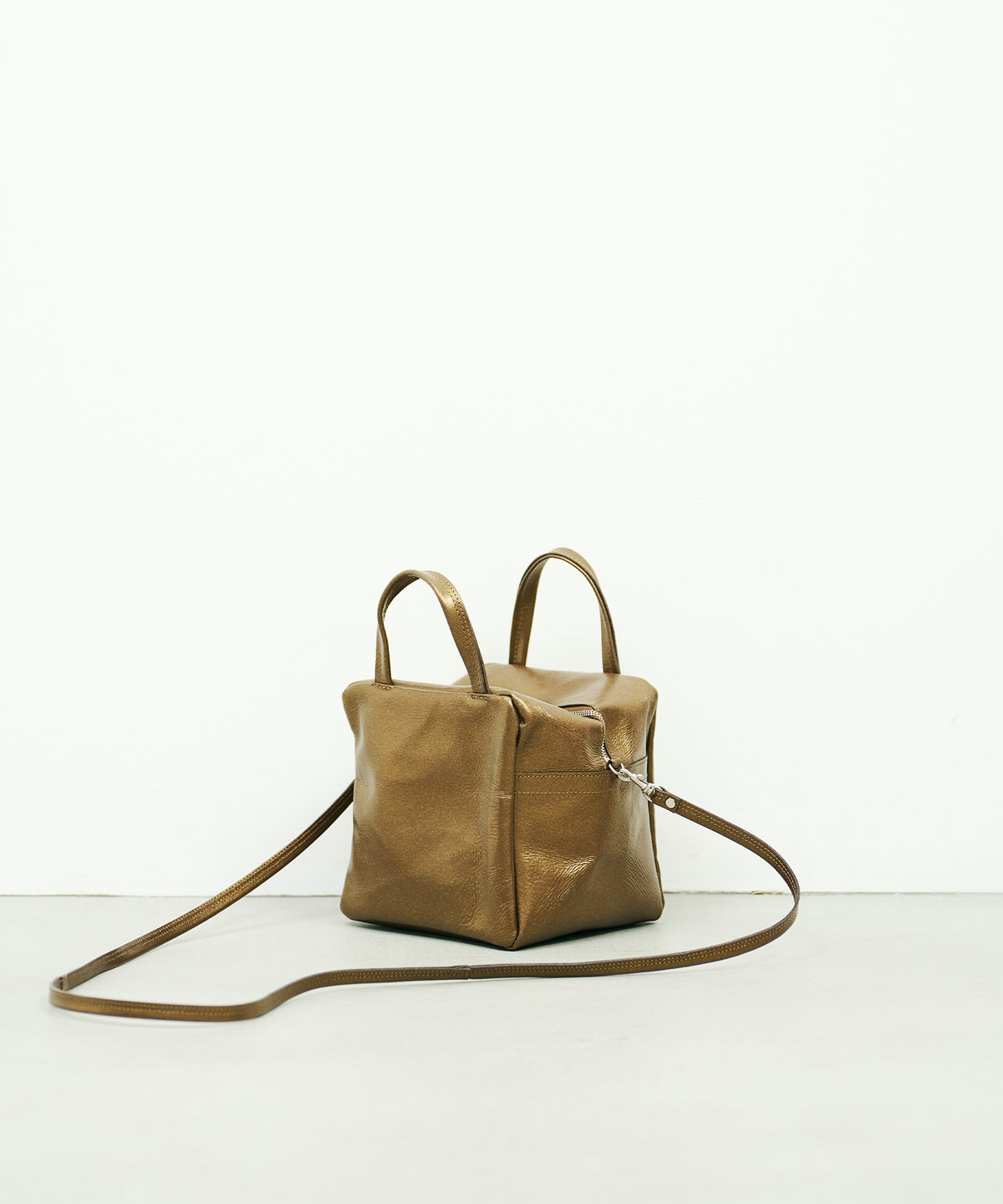 Cube pochette - Antique gold / pigskin Lustra