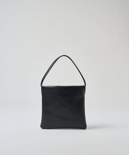 #45/ Float mini tote (黑色) / 牛皮 "APERTO" 