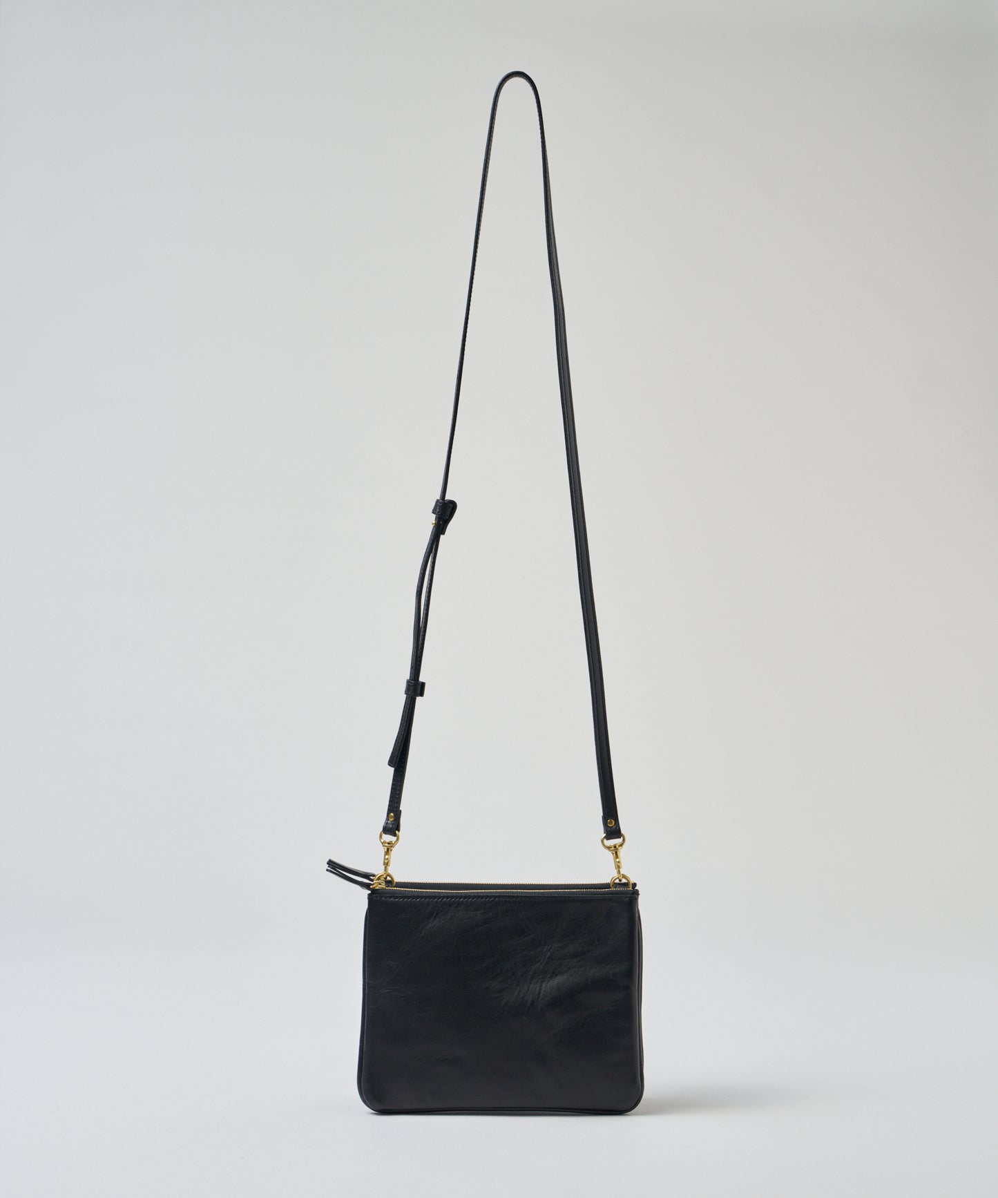 #45/蝴蝶单肩包(黑色)/牛皮“APERTO” 