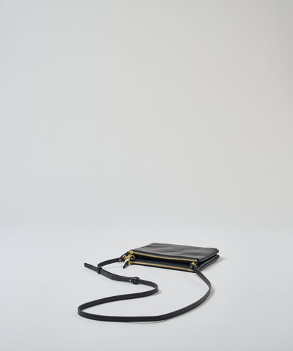 #45/蝴蝶单肩包(黑色)/牛皮“APERTO” 