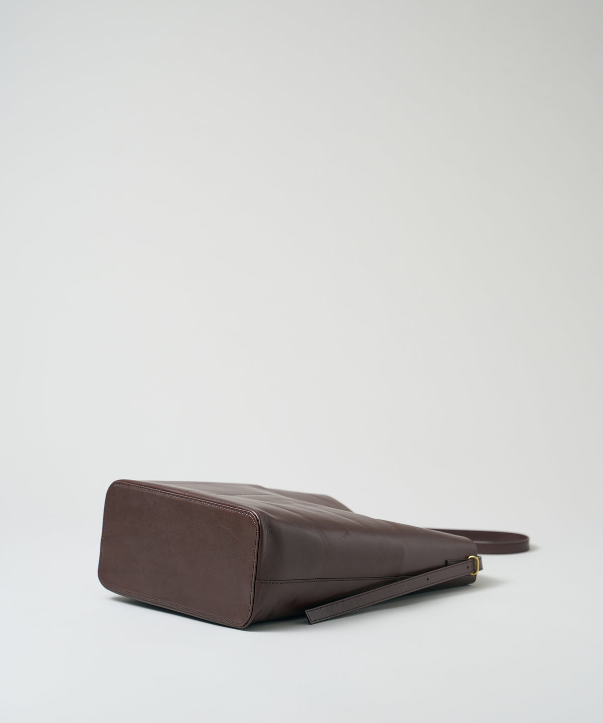 《Limited 5%》Sleek Path Cargo - Bitter brown / cowhide Aperto
