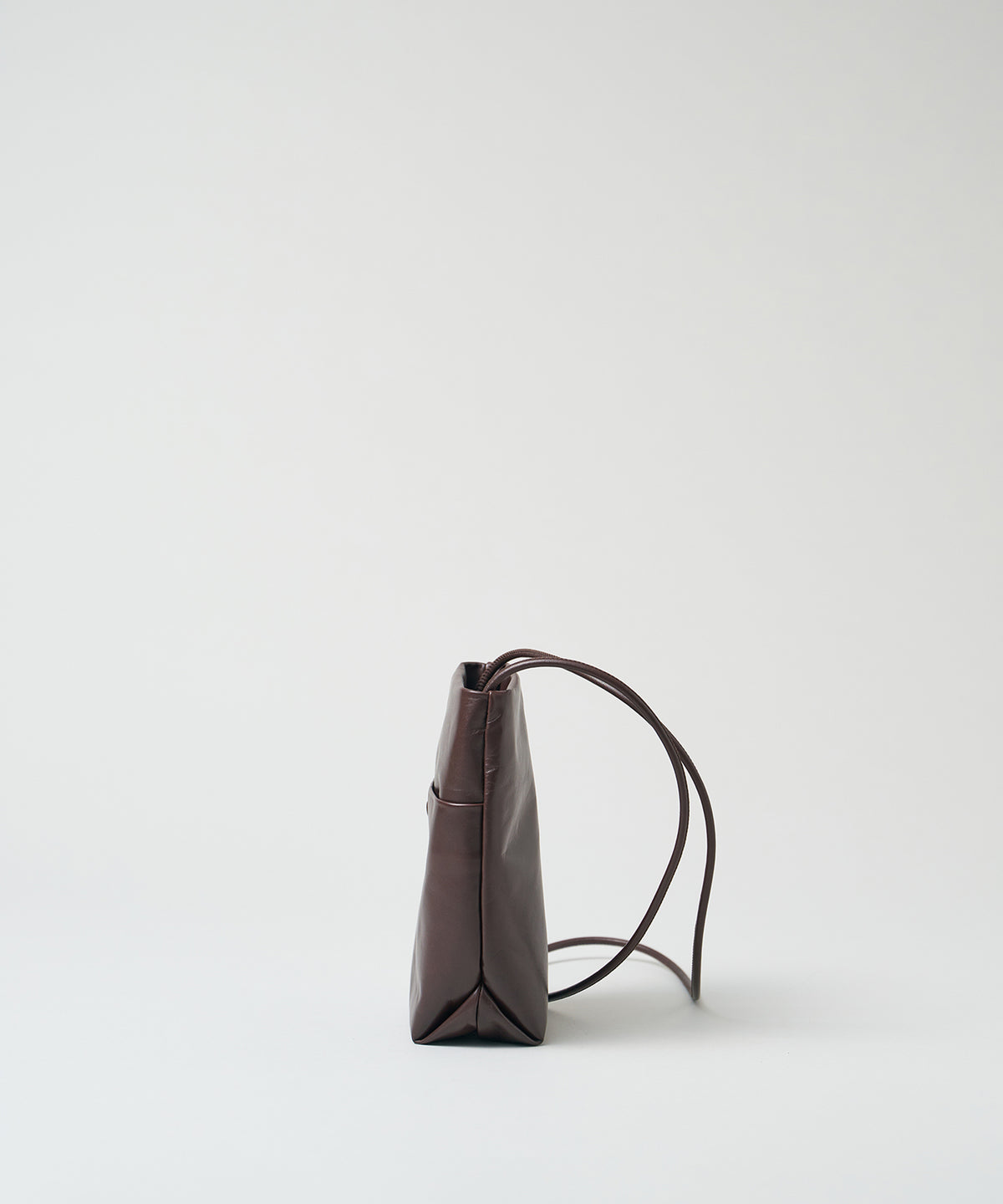 《Limited 5%》Stem Form - Bitter brown / cowhide Aperto