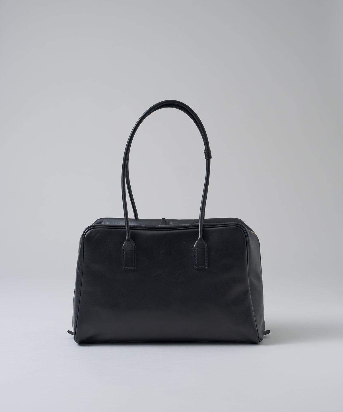 《Limited 5%》Contour Boston M - Black / cowhide Aperto