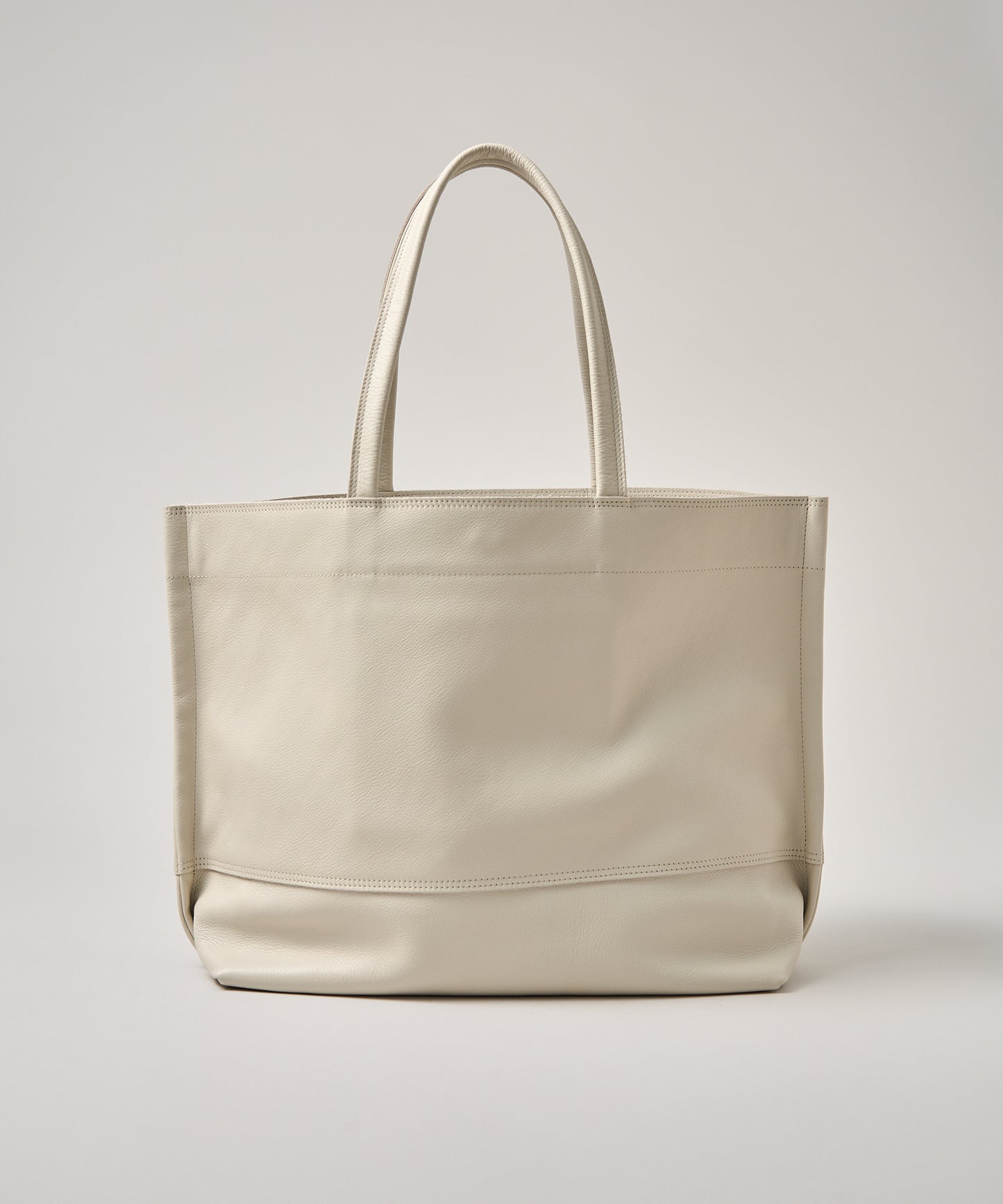 EOS / #52 / 寬大手提包 L / 牛皮“VALENCIA”