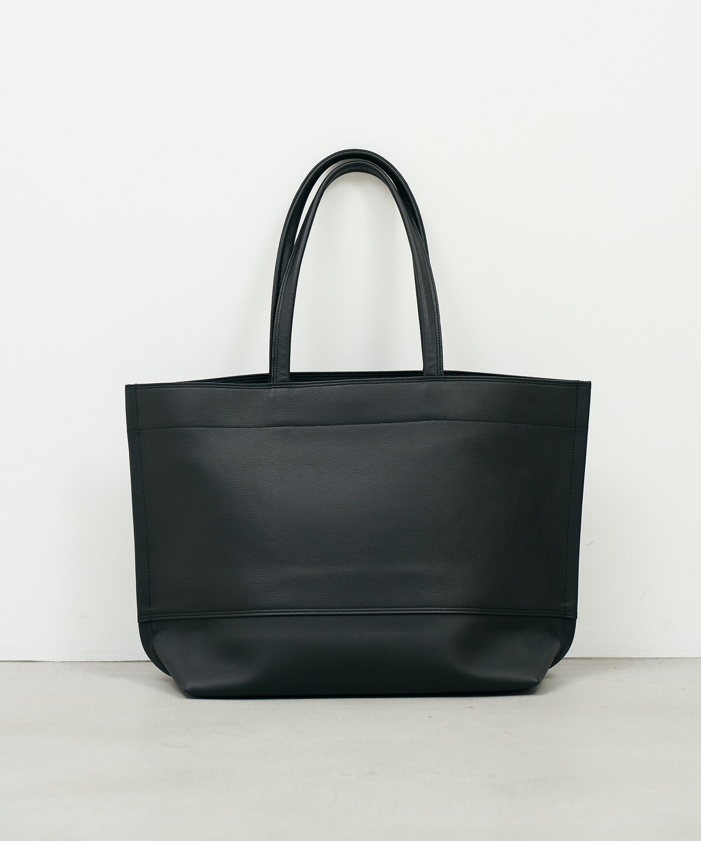 EOS / #52 / 寬大手提包 L / 牛皮“VALENCIA”