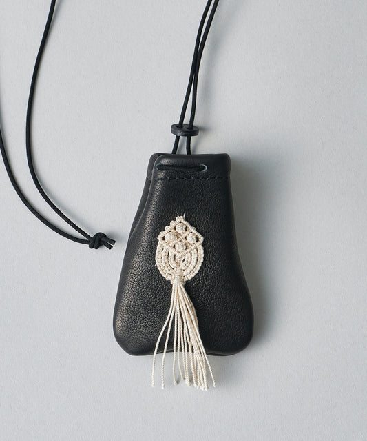 #55/ Amulet Pouch XS (Sawa Matsuda Collaboration / black) / cowhide "BABY BUFFALO"