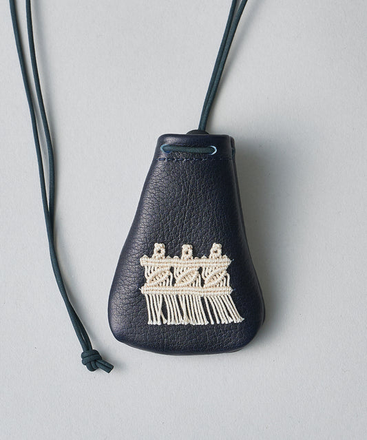 #55b/ Amulet Pouch XS (Sawa Matsuda Collaboration / indigo blue) / cowhide "BABY BUFFALO"