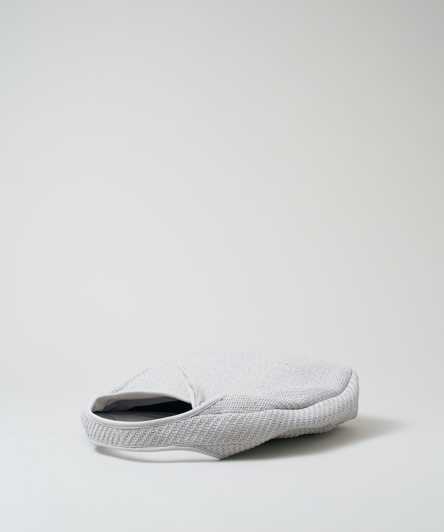 Circle Basket - mist gray / sheepskin Sheep mesh