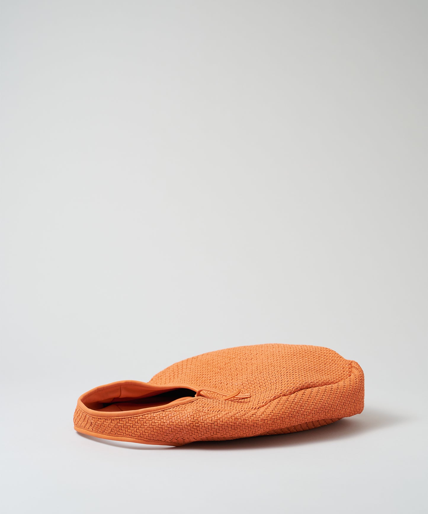 Circle Basket - orange / sheepskin Sheep mesh
