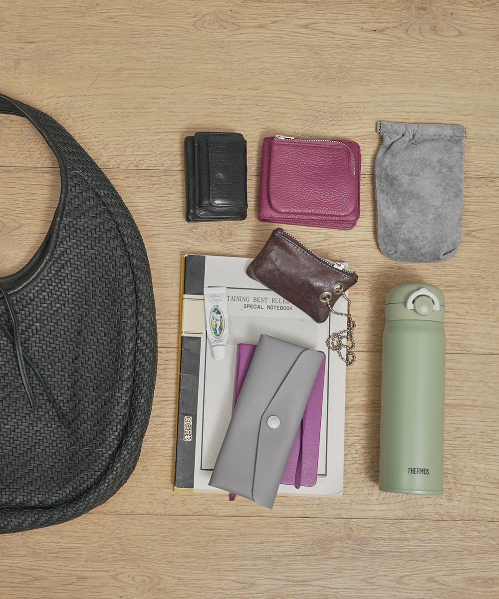 #60/ Circle Basket (black) / sheep skin "SHEEP MESH"