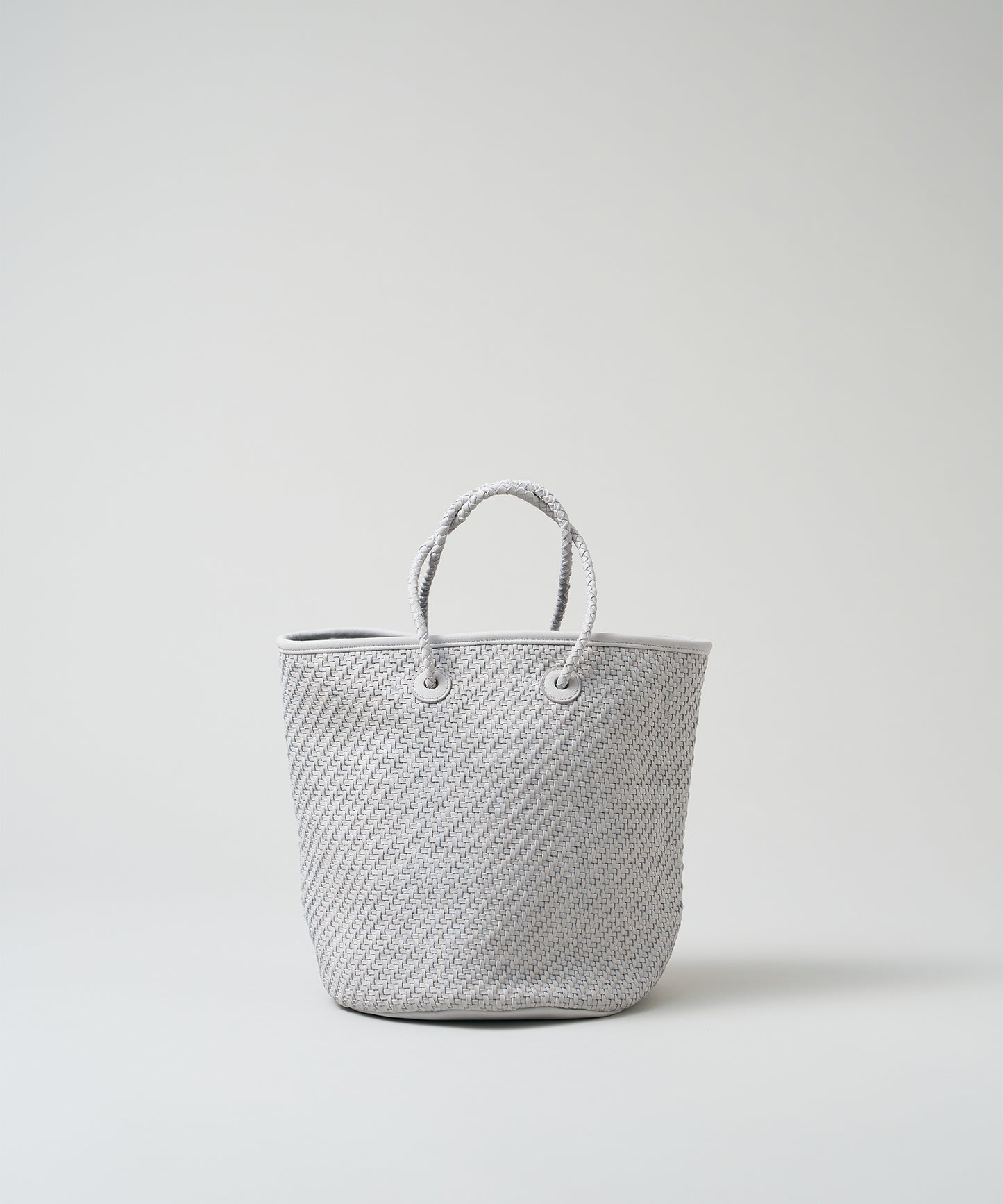 Basket - mist gray / sheepskin Sheep mesh