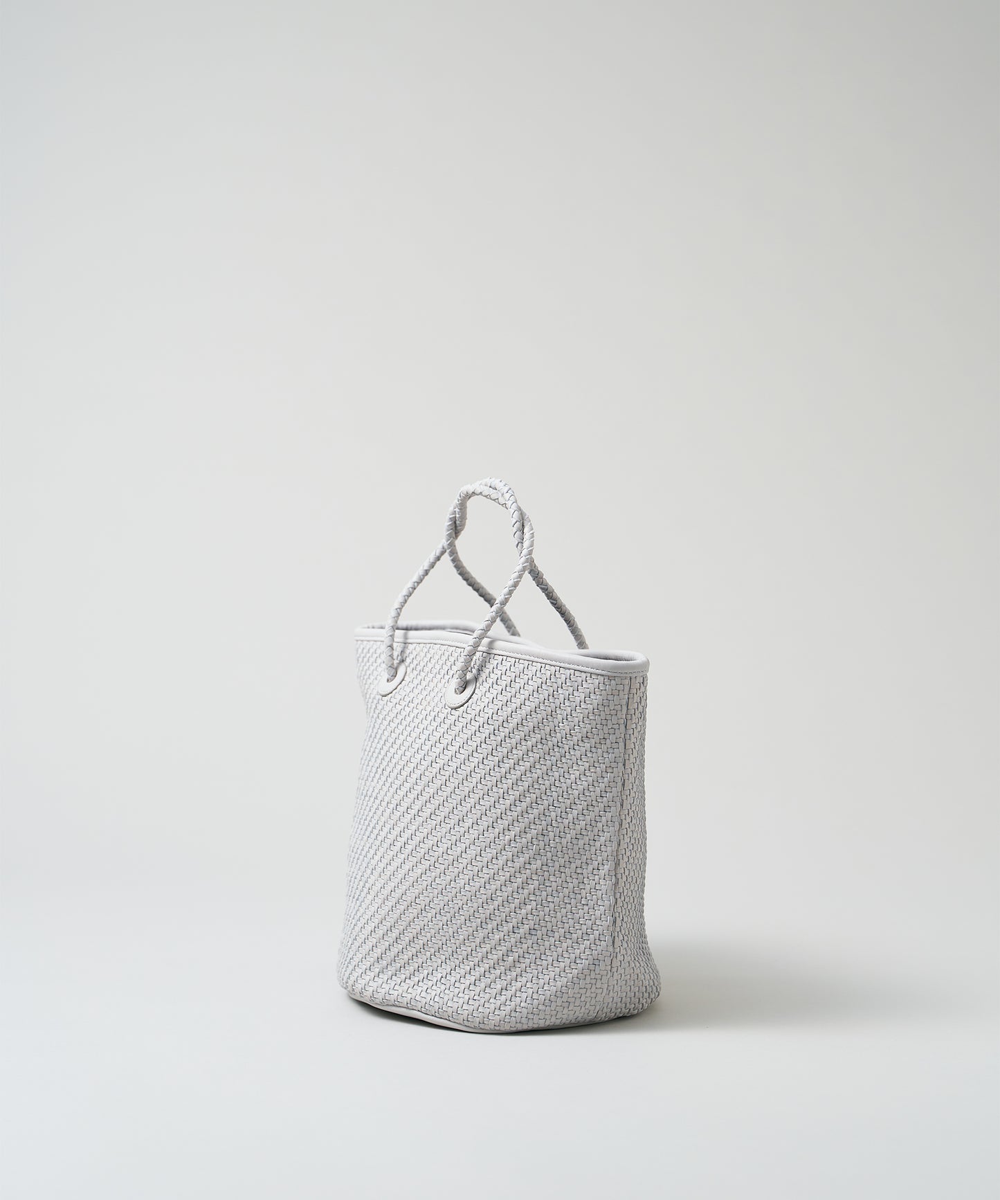 Basket - mist gray / sheepskin Sheep mesh