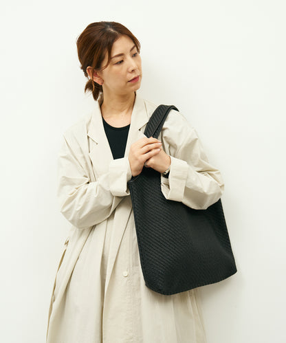 #60/ Metro Carry（黑）/ 羊皮“SHEEP MESH” 