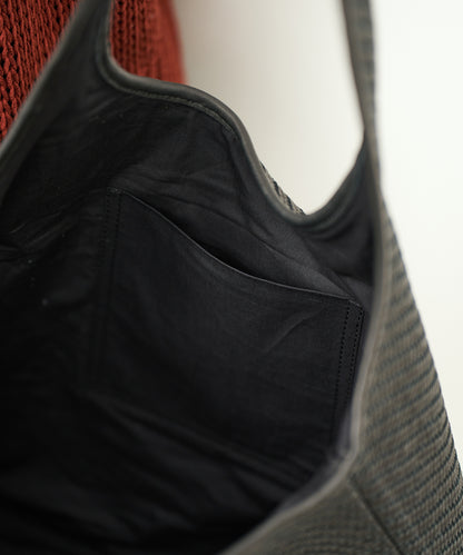 #60/ Metro Carry（黑）/ 羊皮“SHEEP MESH” 