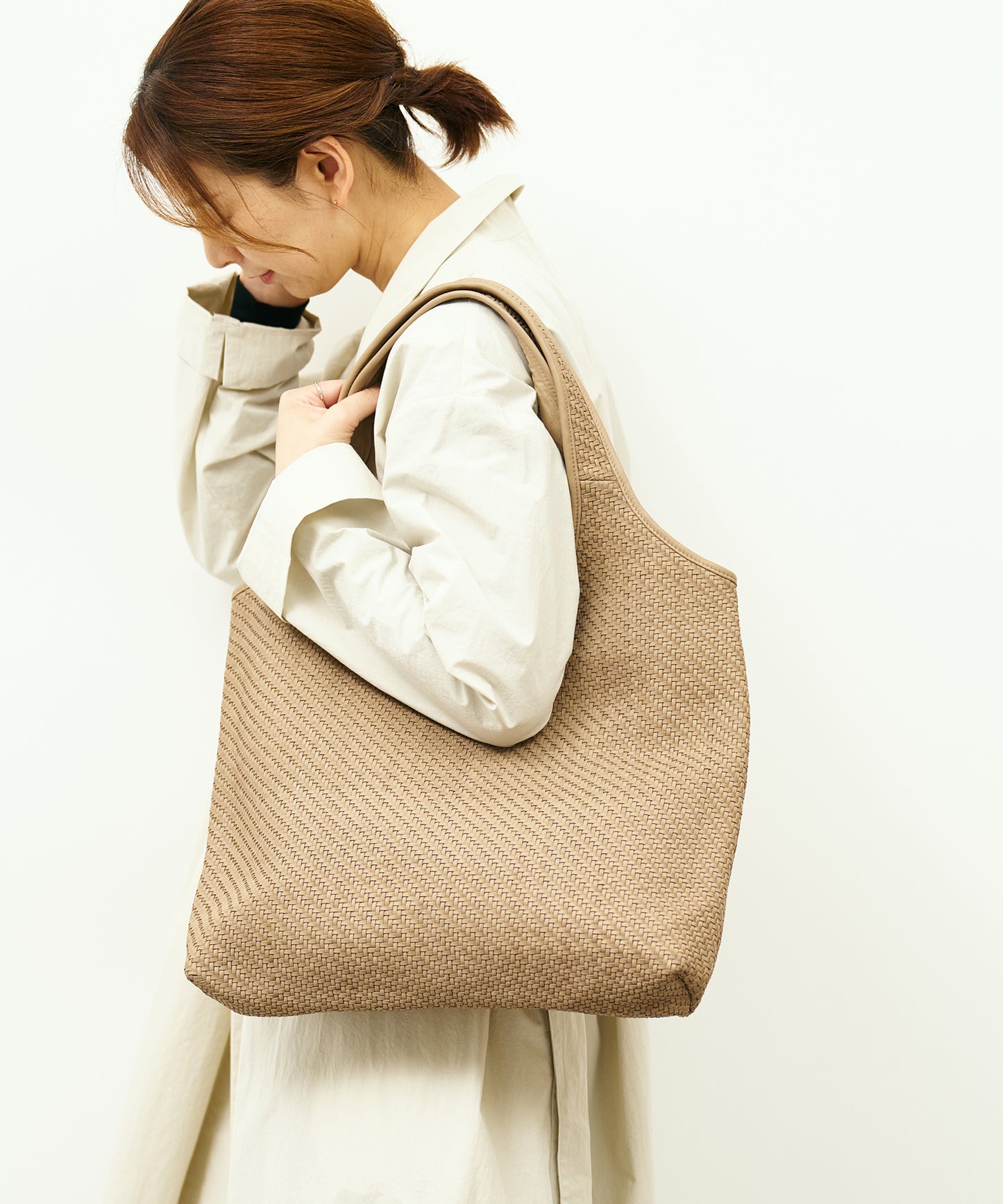 #60/Metro Carry(栗子米色)/羊皮“SHEEP MESH” 