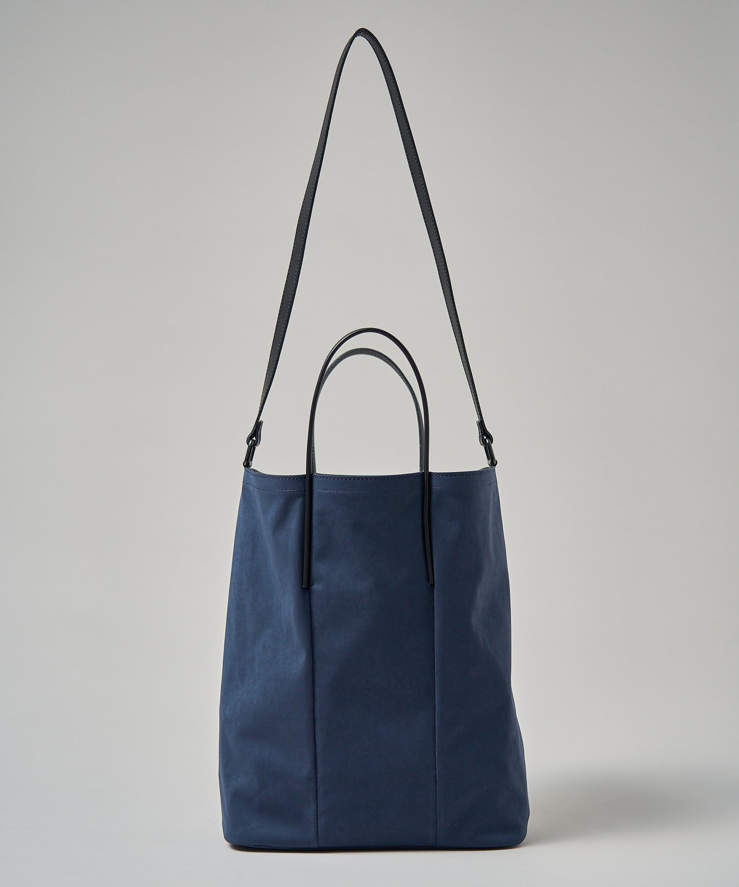 #89 / Frame tote / nylon "High density nylon"