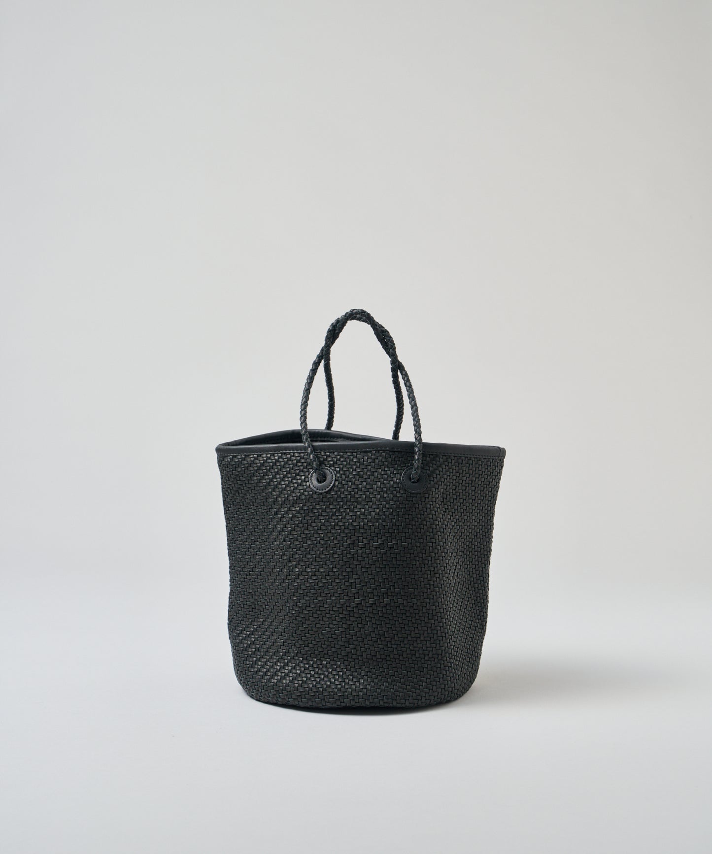 #60/ Basket（black） / sheepskin "SHEEP MESH"
