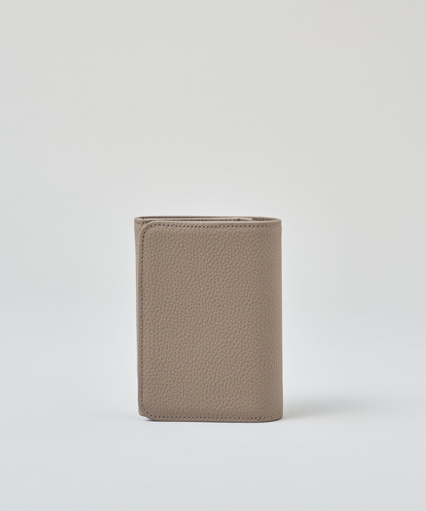 【25AW】#51b/邮差钱包S(杏仁灰)/牛皮“PHILIP” 