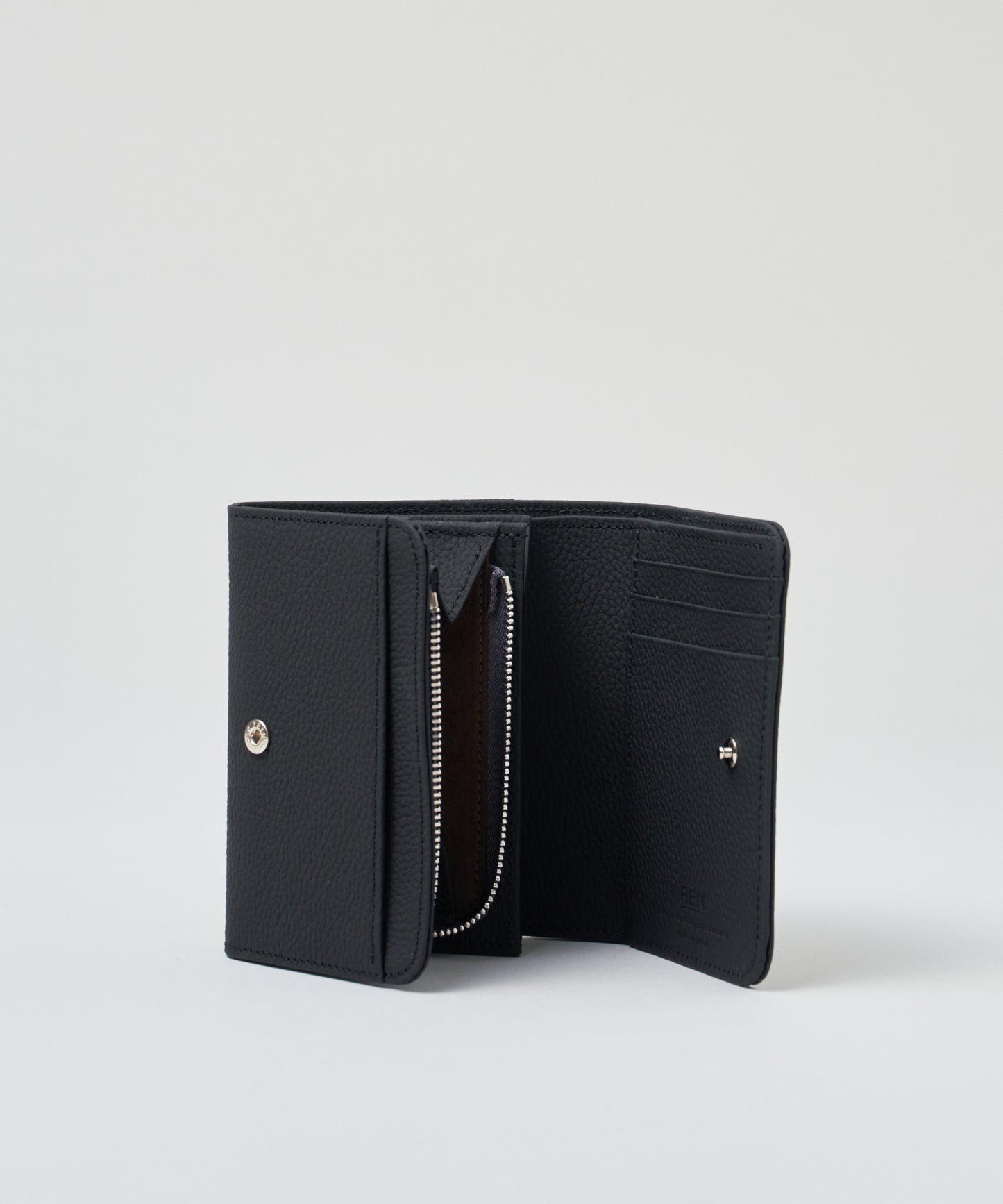 【25AW】#51b/邮差钱包S(墨黑色)/牛皮“PHILIP” 