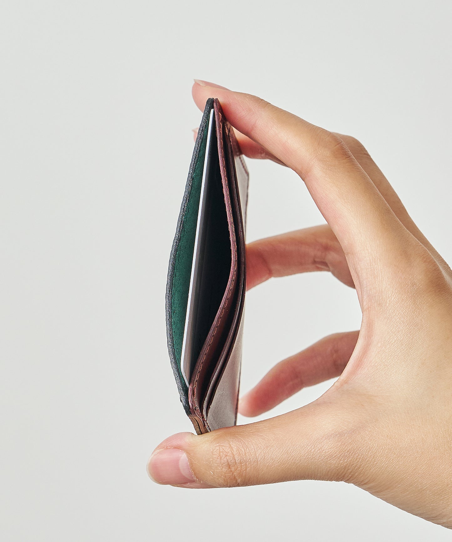 #51b/ Sleeve Pass Case (ink black) / cowhide "PHILIP"