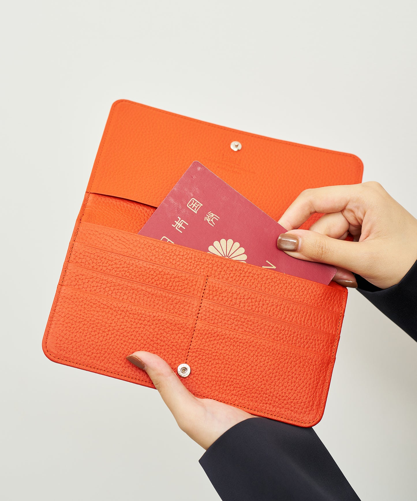 Transit plain - scarlet / cowhide EN