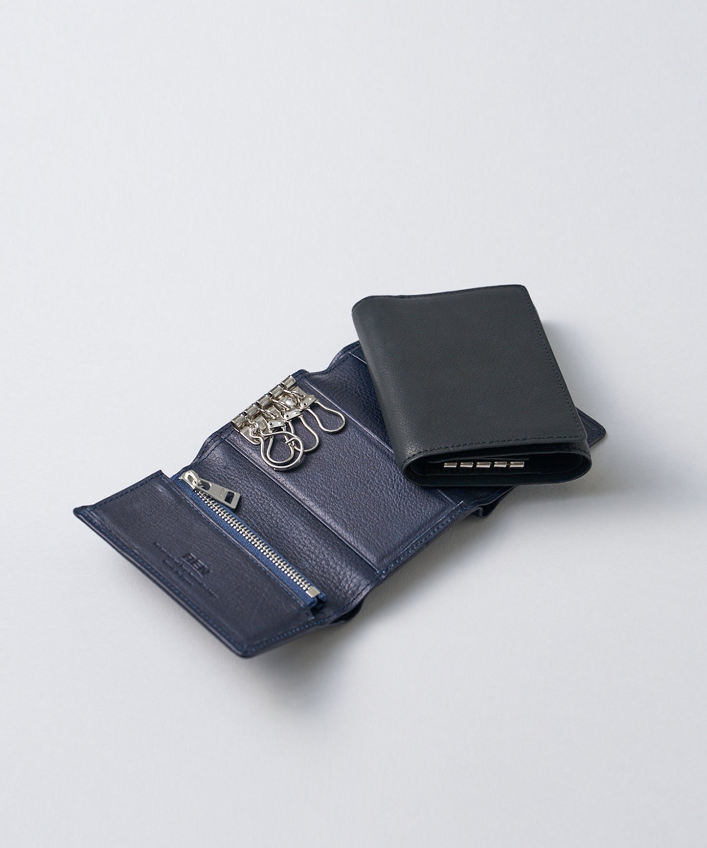 #55b/ Key Merge Wallet (indigo blue) / cowhide "BABY BUFFALO"