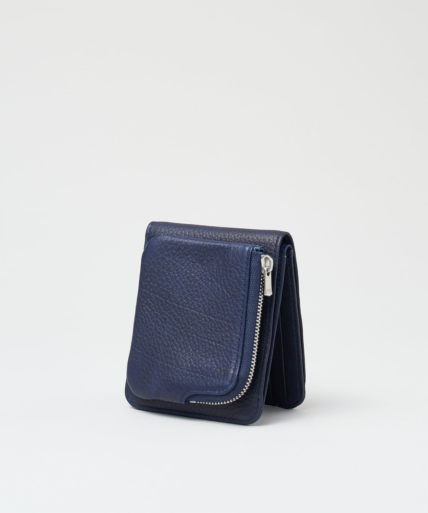 #55b / 贴袋钱包 (靛蓝) / 牛皮“BABY BUFFALO” 