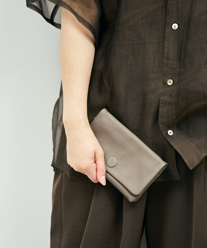 Flap Wallet - Greige / goatskin Bare