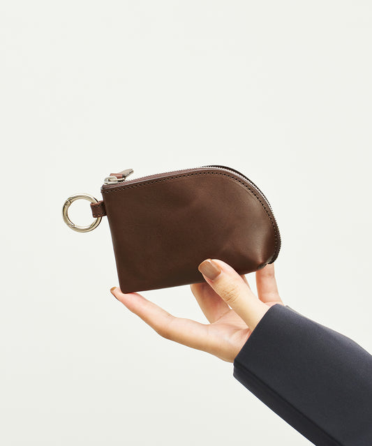 Pebble Pod - Bitter brown / cowhide Alabaster