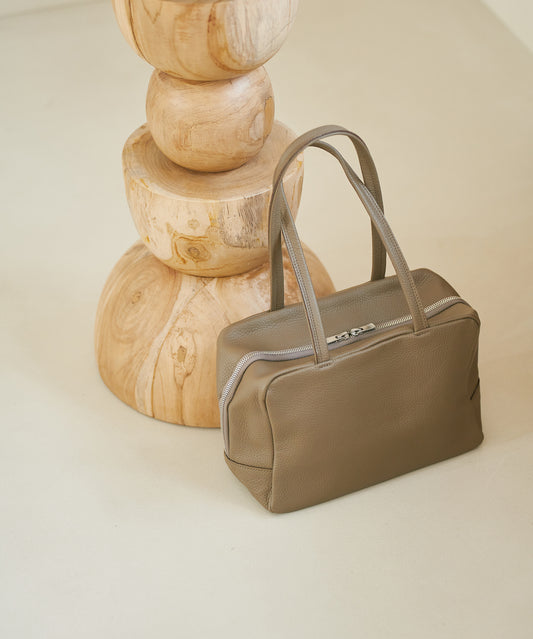 #53 / Square duffel bag XS / cowhide "EN"