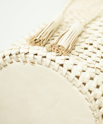 #16/ Tassel bottle shoulder (oatmeal) / goatskin "GOAT MESH "