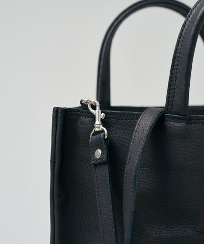 #30/ Lunch bag S_carry light (black) / pigskin "HALLIE"