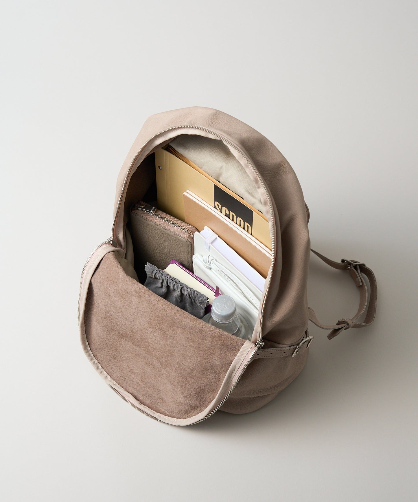 #30 / 寬大手提包 L / 豬皮“HALLIE” 