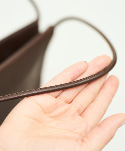 #45/ Float mini tote (苦棕) / 牛皮 "APERTO" 