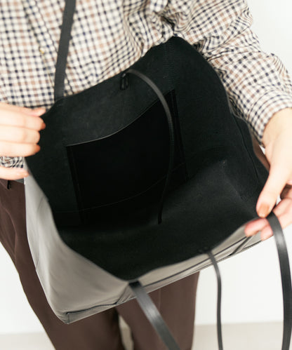 《Limited 5%》Trim Tote - Black / cowhide Aperto