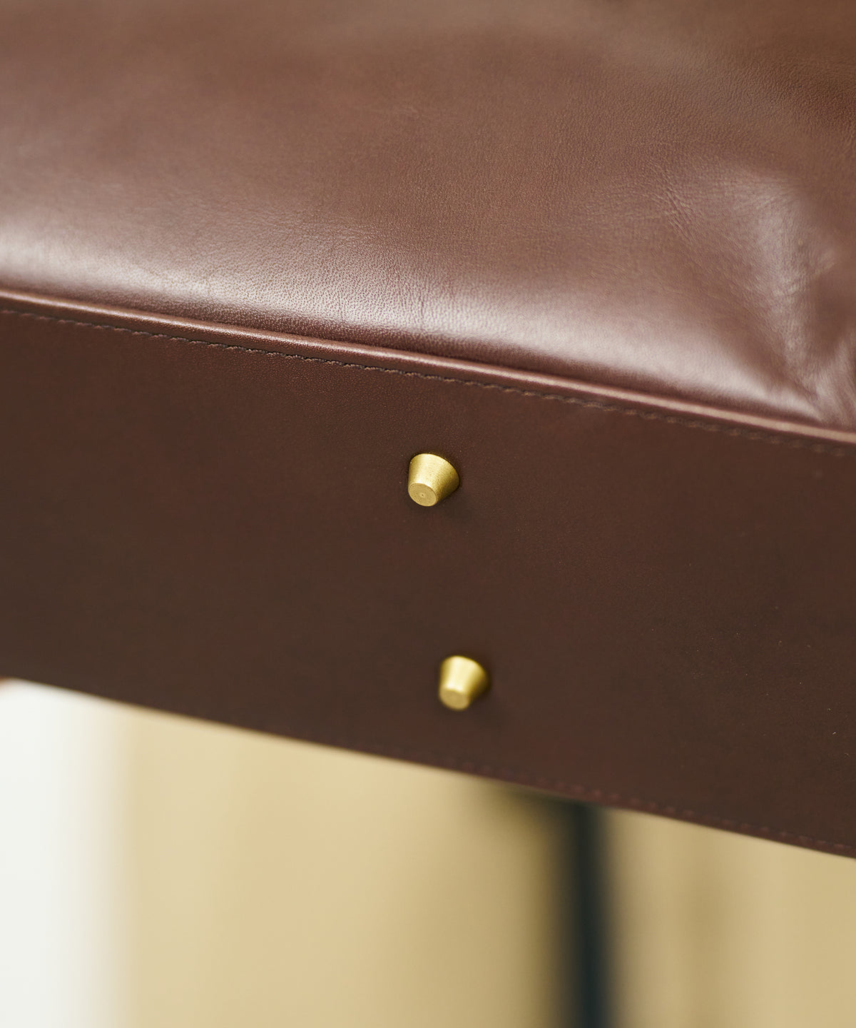 《Limited 5%》Contour Boston S - Bitter brown / cowhide Aperto