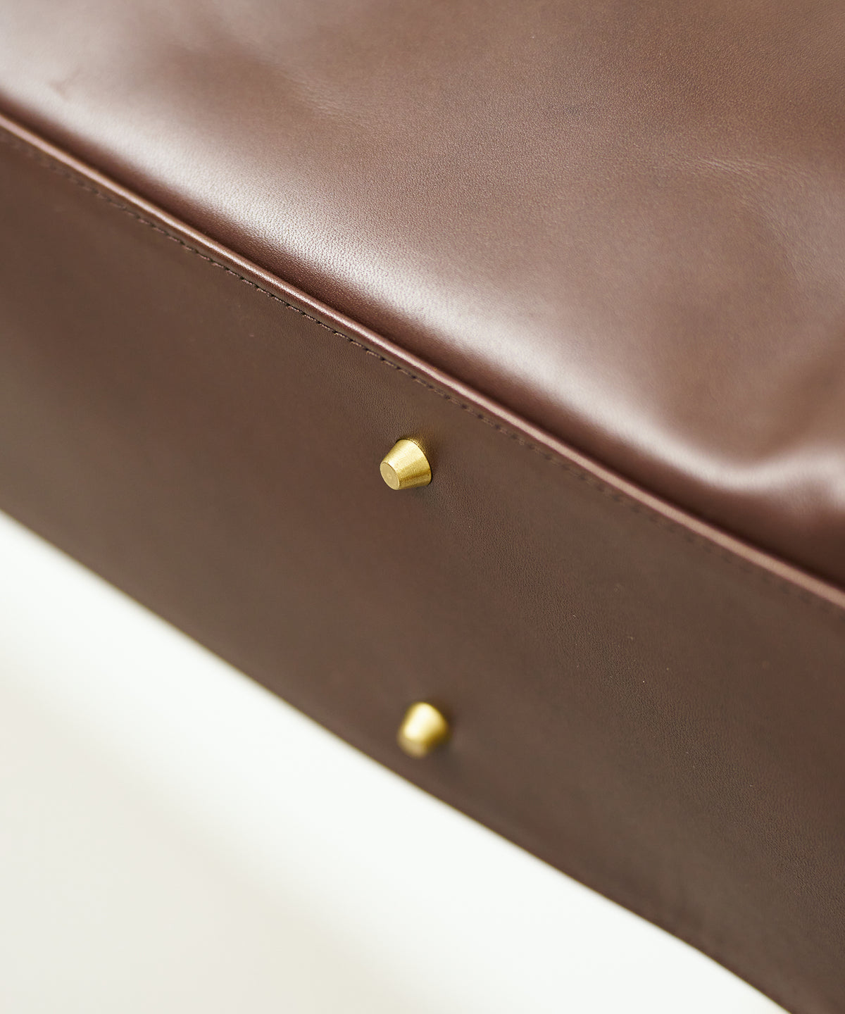 《Limited 5%》Contour Boston M - Bitter brown / cowhide Aperto