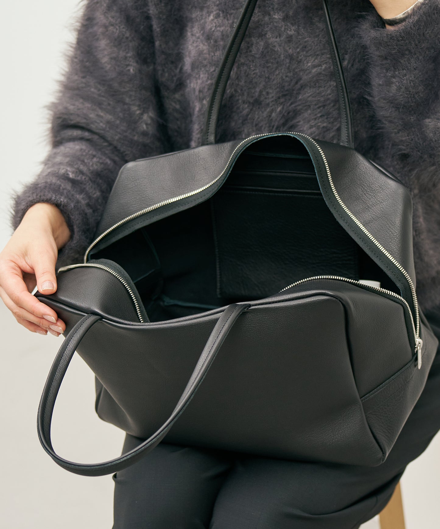 EOS / #52 / 方形行李袋 XS / 牛皮“VALENCIA”