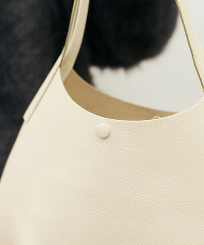 EOS / #52 / 圓形手提包 / 牛皮“VALENCIA”