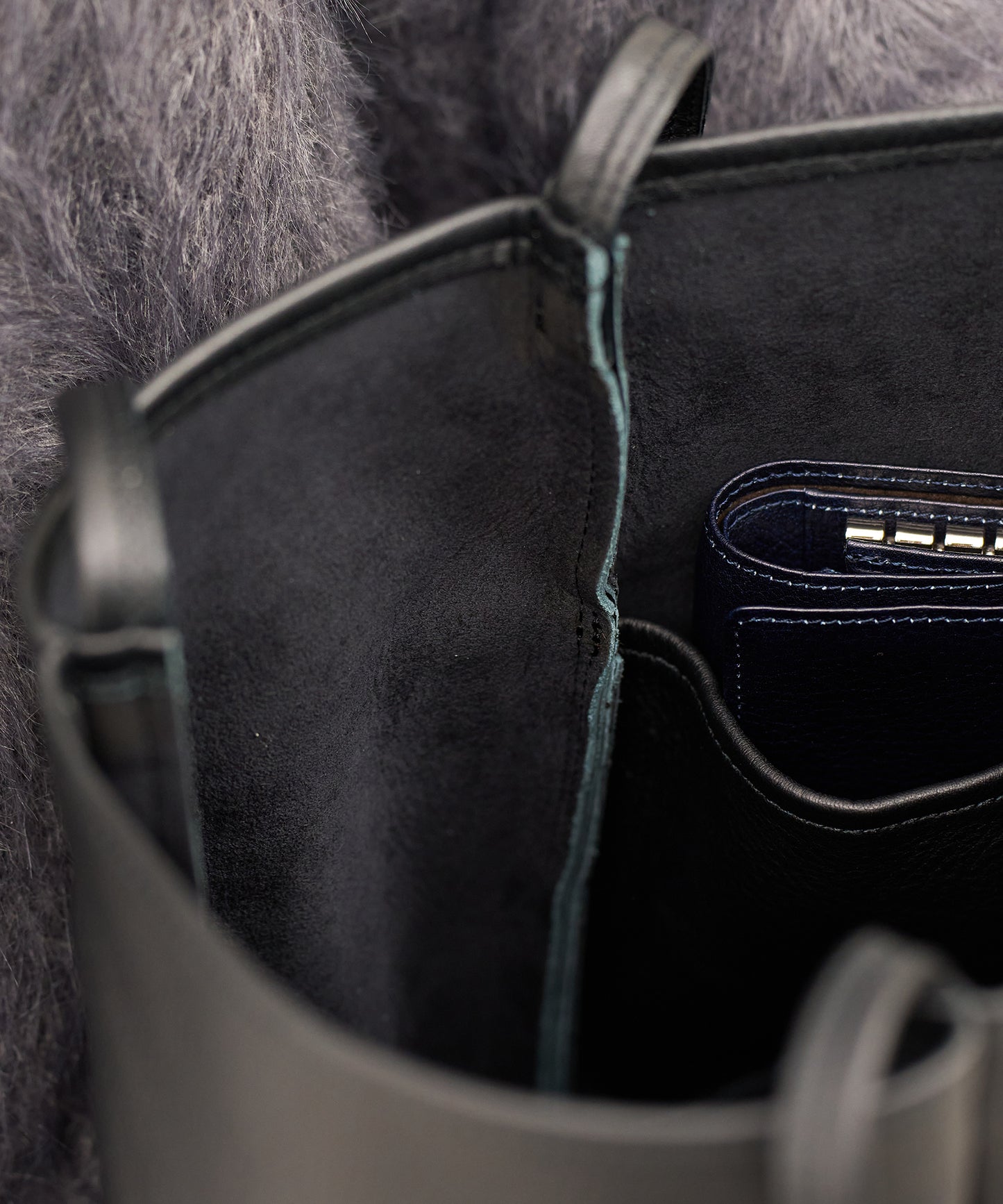 EOS / #52 / 圓形手提包 / 牛皮“VALENCIA”